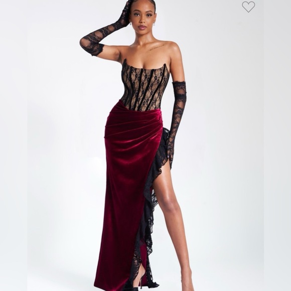 Miss Circle Lace Corset & Velvet maxi dress NWT S-XL - Picture 3 of 11